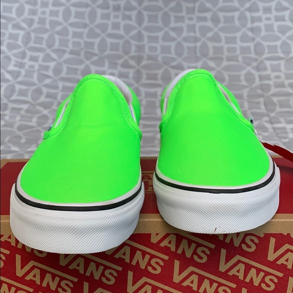 VANS CLASSIC SLIP-ON NEON GREEN GECKO/TRUE WHITE W - Picture 8 of 16